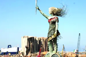 Trỗi dậy từ đổ nát