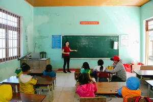 Lan tỏa xuân yêu thương đến học sinh nghèo