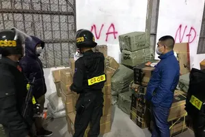 Buôn lậu “nóng” trên tuyến hàng không