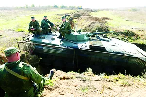 Nga và NATO: Căng thẳng tăng cao vì “thùng thuốc súng” Ukraine 