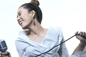   Có một giọng ca Trini đầy nội lực