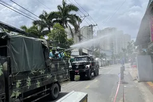 Hôm nay 23-7, TPHCM mở đợt cao điểm phun khử khuẩn tiêu độc
