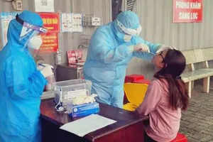 Điểm tập kết hàng hóa chợ Bình Điền phát hiện 3 ca dương tính