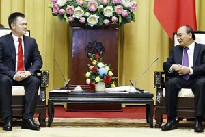 Chủ tịch nước Nguyễn Xuân Phúc tiếp  Viện trưởng Tổng Viện Kiểm sát Liên bang Nga Igor Krasnov. Ảnh: TTXVN