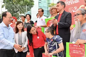 TPHCM: 1.000 hộ dân khó khăn được chăm lo "Tết nhân ái" Xuân Quý Mão 2023