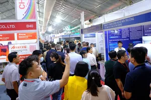 Khai mạc triển lãm về công nghiệp khai thác khoáng sản và xây dựng tại Việt Nam 