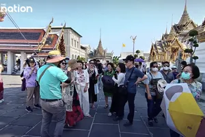 Du khách đến Thái Lan du lịch. Ảnh: NATION