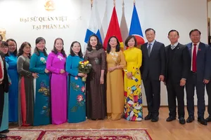 Tạo môi trường gắn kết chặt chẽ cộng đồng người Việt tại Phần Lan với quê hương