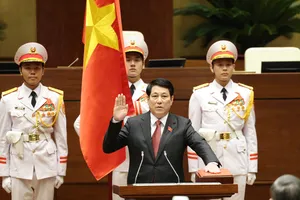 General Luong Cuong elected as State President
