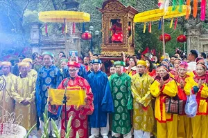 Khai hội Gióng đền Sóc 2025