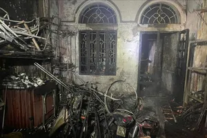 Hà Nội: Cháy nhà dân, người đàn ông 78 tuổi tử vong