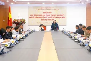 Toàn cảnh phiên họp