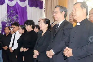 Tiễn biệt Nhân sĩ, Linh mục Phêrô Phan Khắc Từ