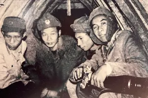 Nghệ sĩ nhiếp ảnh Minh Lộc: Năm tháng đi cùng lịch sử