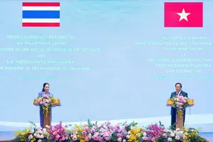 Thủ tướng Phạm Minh Chính và Thủ tướng Thái Lan Paetongtarn Shinawatra có cuộc họp báo thông báo chung. Ảnh: VIẾT CHUNG