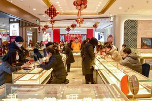 Vàng: Từ dự trữ truyền thống đến vũ khí tài chính hiện đại