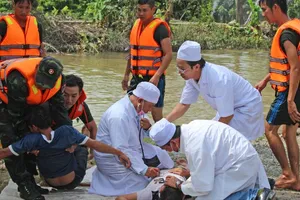 Không để bị động, gián đoạn công tác y tế ứng phó với bão, lũ, mưa lớn