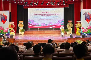 Quang cảnh buổi họp mặt