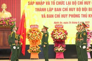 Quân khu 4: Công bố quyết định sáp nhập tổ chức quân sự địa phương