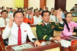 Đại biểu dự kỳ họp thứ 23. Ảnh: VIỆT DŨNG