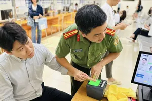 Cấp tài khoản định danh điện tử mức độ 2 cho người nước ngoài cư trú tại Việt Nam