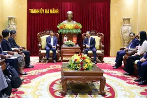 Quang cảnh buổi tiếp