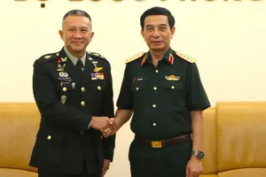 Bộ trưởng Phan Văn Giang tiếp Đại tướng Songwit Noonpackdee. Ảnh: BÁO NHÂN DÂN