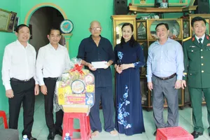 Lãnh đạo tỉnh Đồng Nai thăm, tặng quà các thương, bệnh binh