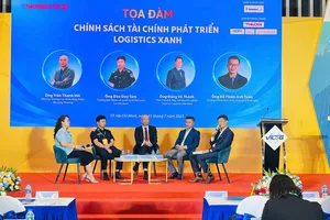 Doanh nghiệp logistics chuyển đổi xanh từ sức ép của bên cho vay