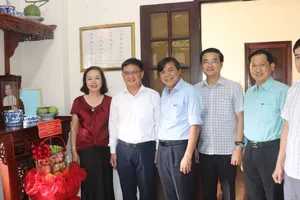 Tri ân nguyên lãnh đạo ngành Tuyên giáo TPHCM