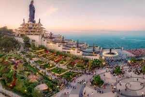 Khu du lịch quốc gia núi Bà Đen, Tây Ninh: Đón 4 triệu lượt khách trong 7 tháng đầu năm 2025 