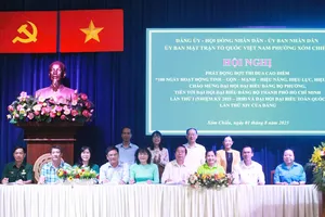 Các đơn vị ký kết thi đua tại lễ phát động