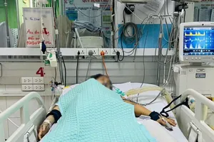 Hai người trẻ "thập tử nhất sinh", máu cô đặc vì sốt xuất huyết