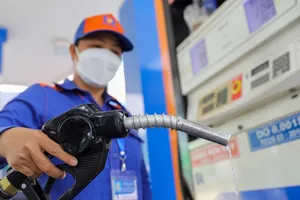 Giá xăng dầu tiếp tục giảm trong kỳ điều hành giữa tháng 8