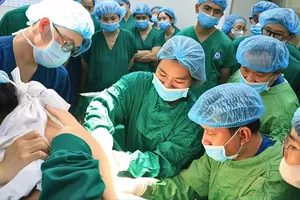 Sản phụ nặng 178kg có nhiều bệnh lý nguy hiểm được mổ lấy thai thành công