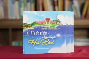 Nhạc sĩ Nguyễn Văn Chung ra mắt sách "Viết tiếp câu chuyện hòa bình" tri ân thế hệ đi trước