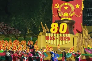 Tặng 100.000 đồng/người cho toàn dân ăn Tết Độc lập