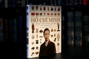 Ấn phẩm "Hồ Chí Minh - Tiểu sử bằng hình" ra mắt bạn đọc đúng dịp Quốc khánh 2-9