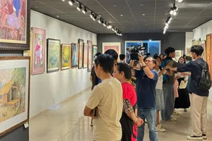 Sức hút mới của tranh lụa