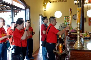 Nhạc sĩ TPHCM về nguồn