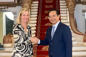 Chủ tịch UBND TPHCM Nguyễn Văn Được tiếp tân Tổng Lãnh sự Hoa Kỳ Melissa A. Brown