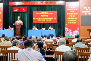 Cử tri bày tỏ lo lắng trước tình trạng "hỗn loạn" trên không gian mạng