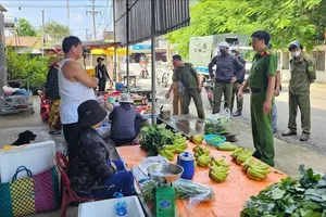 Nhiều "điểm nóng" lấn chiếm vỉa hè quanh Hồ Tràm đã được giải tỏa