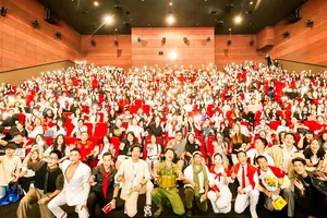 Thị trường điện ảnh Việt Nam: Nhiều cơ hội, lắm thách thức...