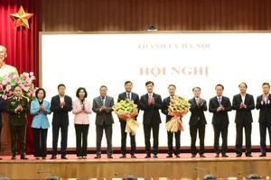 Thành ủy Hà Nội công bố lãnh đạo mới của Ủy ban Kiểm tra và Ban Nội chính 