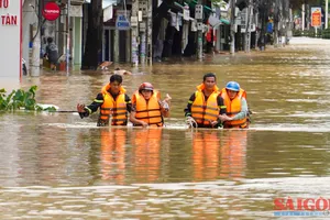 Khánh Hòa: Nhiều nơi ngập sâu hơn 1m do mưa lũ