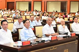 TPHCM học tập, quán triệt Nghị quyết Đại hội đại biểu Đảng bộ lần thứ I