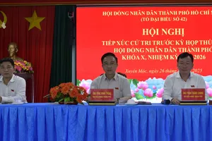 Đồng chí Đặng Minh Thông tham dự buổi tiếp xúc cử tri hai xã Xuyên Mộc và Bình Châu