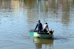 Phát hiện thi thể cụ bà 88 tuổi ven bờ sông Cà Ty