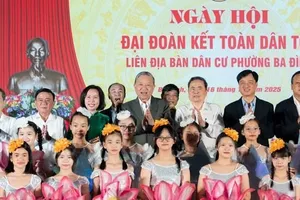 Tổng Bí thư Tô Lâm tham dự Ngày hội Đại đoàn kết toàn dân tộc với nhân dân liên địa bàn dân cư phường Ba Đình, Hà Nội